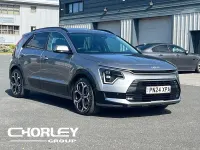 Gebraucht Kia Niro 139 PS (102 kW) 2024 Grau SUV