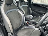 Used Mini Cooper S Hatch 192 HP (141 kW) 2019 White Hatchback