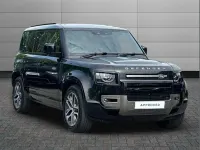 Usado Land Rover Defender SE Dynamic 397 HP (291 kW) 2023 Preto SUV