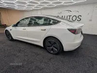 Used Tesla Model 3 RWD 208 kW (283 HP) 2022 White Sedan