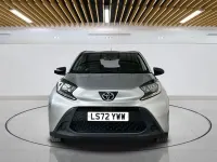 Used Toyota Aygo X PURE 72 HP (52 kW) 2022 Silver SUV