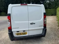 Used Peugeot Expert 90 HP (66 kW) 2015 White Van