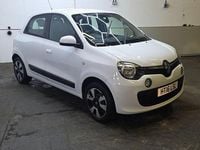 Used Renault Twingo Play 70 HP (51 kW) 2016 White Hatchback