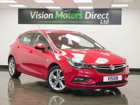 Used Vauxhall Astra SRi 110 HP (80 kW) 2016 Red Hatchback