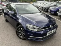 Used VW Golf VII SE 150 HP (110 kW) 2018 Blue Hatchback