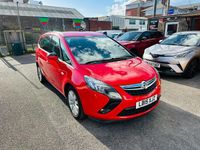 Used Vauxhall Zafira 140 HP (102 kW) 2015 Red MPV