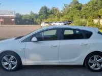 Used Vauxhall Astra SRi 115 HP (84 kW) 2012 White Hatchback