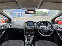 Used Ford Focus Titanium 125 HP (91 kW) 2015 Red Hatchback