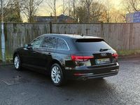 Used Audi A4 Design 150 HP (110 kW) 2017 Black Estate