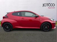 Used Toyota Yaris 257 HP (189 kW) 2021 Red Hatchback