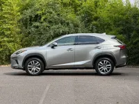 Used Lexus NX300h Luxury Line 196 HP (144 kW) 2018 Silver SUV