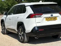 Used Toyota RAV4 Hybrid Design 2024 White SUV