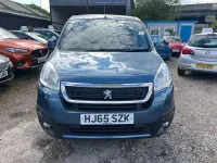 Used Peugeot TePee Active 100 HP (73 kW) 2015 Blue MPV