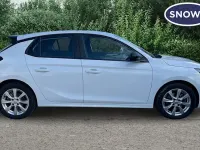 Used Vauxhall Corsa Design Edition 101 HP (74 kW) 2023 White Hatchback