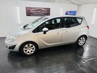 Second-hand Vauxhall Meriva S 130 CP (95 kW) 2010 Argintiu Monovolum