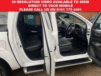 Used Nissan Navara Tekna 190 HP (139 kW) 2021 White Pickup