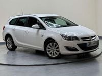 Used Vauxhall Astra Elite 2015 White Estate