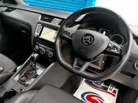 Used Skoda Octavia vRS 184 HP (135 kW) 2017 White Estate