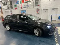 Used Toyota Corolla 122 HP (89 kW) 2019 Black Estate
