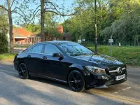 Usado Mercedes CLA220 2018 Preto Sedan