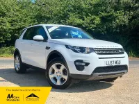 Used Land Rover Discovery 5 SE 2017 White SUV