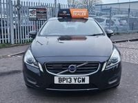 Usado Volvo S60 SE Lux 150 HP (110 kW) 2013 Preto Sedan