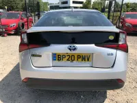 Used Toyota Prius 140 HP (102 kW) 2026 Silver Hatchback