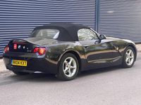 Begagnad BMW Z4 Impressive 170 HK (125 kW) 2004 Svart Cab