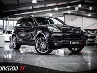Used Porsche Cayenne 385 HP (283 kW) 2015 Black SUV