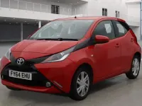 Used Toyota Aygo x-press 68 HP (50 kW) 2014 Red Hatchback