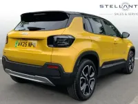 Begagnad Jeep Avenger EV Summit 113 kW (154 HK) 2025 SUV