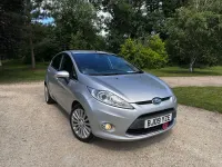 Used Ford Fiesta Titanium 89 HP (65 kW) 2009 Silver Hatchback