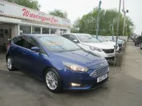 Gebraucht Ford Focus Zetec 100 PS (73 kW) 2017 Blau Kleinwagen