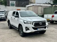 Used Toyota HiLux Active 150 HP (110 kW) 2020 White Pickup