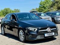 Begagnad Mercedes A180 Executive 116 HK (85 kW) 2018 Svart Halvkombi