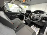Used Peugeot Partner Premium 131 HP (96 kW) 2022 White MPV