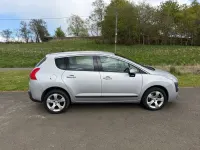 Second-hand Peugeot 3008 Active 113 CP (83 kW) 2012 Argintiu Break