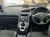 used Peugeot 5008 1.6 BlueHDi 120 Allure 5dr