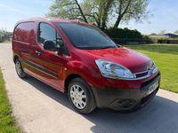 Used Citroën Berlingo 75 HP (55 kW) 2015 Red MPV