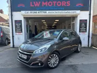 Used Peugeot 208 Signature Sky 2018 Grey Hatchback