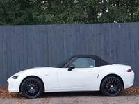 Used Mazda MX5 131 HP (96 kW) 2016 White Cabriolet