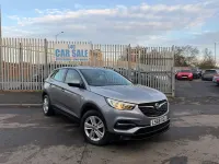 Begagnad Vauxhall Grandland X 130 HK (95 kW) 2018 Grå SUV