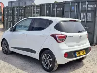 Used Hyundai i10 Premium 87 HP (63 kW) 2017 White Hatchback
