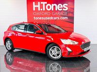 Used Ford Focus Zetec 100 HP (73 kW) 2019 Red Hatchback
