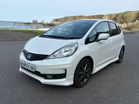Used Honda Jazz SI 99 HP (72 kW) 2014 White Hatchback
