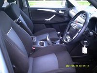 Used Ford S-MAX Zetec 115 HP (84 kW) 2013 Silver MPV