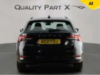 Usado Skoda Octavia SE Technology 2021 Negro Familiar
