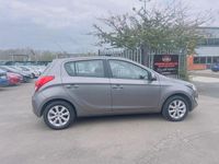 Used Hyundai i20 Active 85 HP (62 kW) 2013 Grey Hatchback