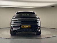 Begagnad Porsche Cayenne 460 HK (338 kW) 2022 Svart SUV