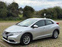 Begagnad Honda Civic EX 142 HK (104 kW) 2012 Silver Halvkombi